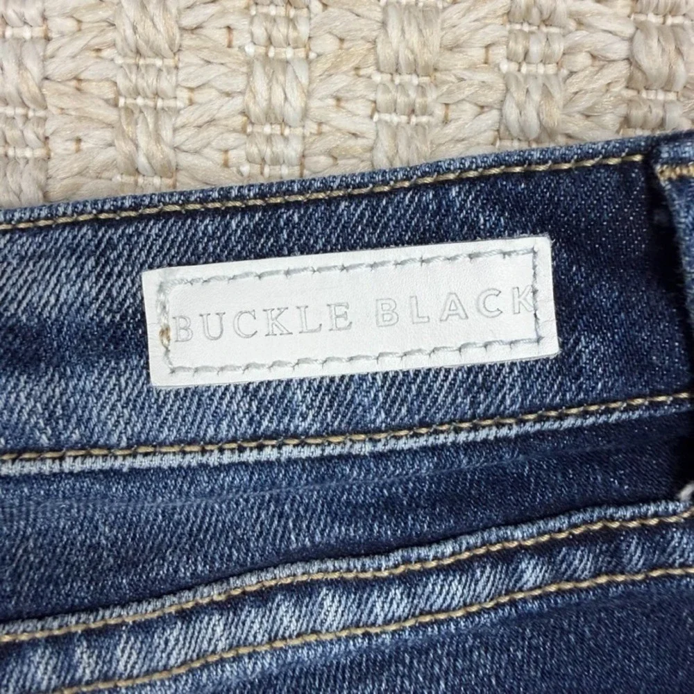 Buckle Black Womens Shorts 25 Denim Cutoff Low Rise Distressed‎ Y2K